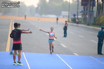 BINH DUONG NEW CITY HALF MARATHON 2024 - Ảnh #1738775