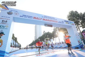 BINH DUONG NEW CITY HALF MARATHON 2024 - Ảnh #1820662