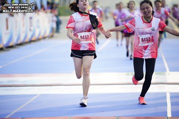 BINH DUONG NEW CITY HALF MARATHON 2024 - Ảnh #1761734