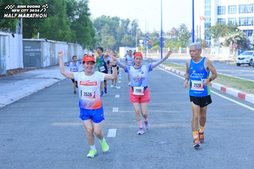 BINH DUONG NEW CITY HALF MARATHON 2024 - Ảnh #1769096