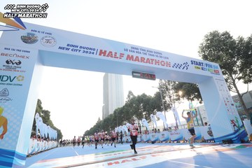 BINH DUONG NEW CITY HALF MARATHON 2024 - Ảnh #1821331