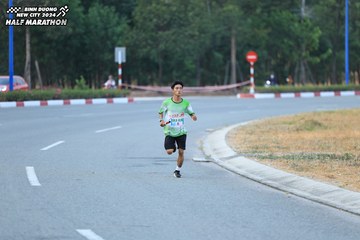 BINH DUONG NEW CITY HALF MARATHON 2024 - Ảnh #1735365