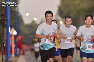 BINH DUONG NEW CITY HALF MARATHON 2024 - Ảnh #1741285