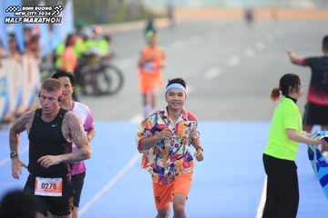 BINH DUONG NEW CITY HALF MARATHON 2024 - Ảnh #1739225