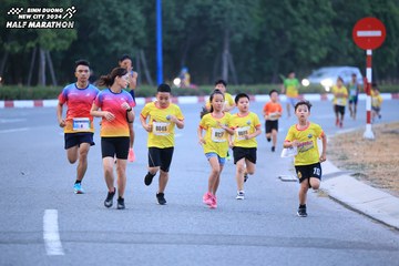 BINH DUONG NEW CITY HALF MARATHON 2024 - Ảnh #1726324