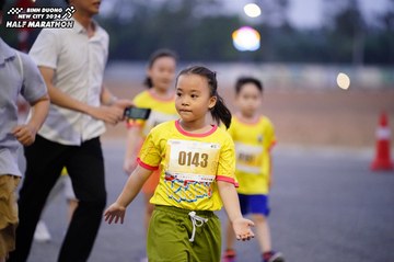BINH DUONG NEW CITY HALF MARATHON 2024 - Ảnh #1725788