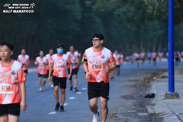 BINH DUONG NEW CITY HALF MARATHON 2024 - Ảnh #1750391