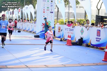BINH DUONG NEW CITY HALF MARATHON 2024 - Ảnh #1763008
