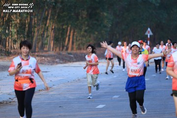 BINH DUONG NEW CITY HALF MARATHON 2024 - Ảnh #1772114