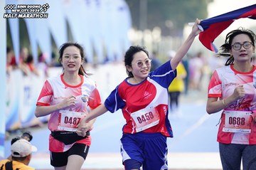 BINH DUONG NEW CITY HALF MARATHON 2024 - Ảnh #1764253