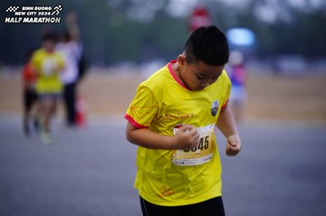 BINH DUONG NEW CITY HALF MARATHON 2024 - Ảnh #1725184
