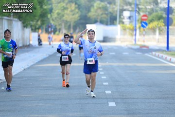 BINH DUONG NEW CITY HALF MARATHON 2024 - Ảnh #1771544
