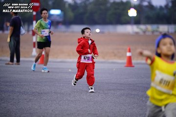 BINH DUONG NEW CITY HALF MARATHON 2024 - Ảnh #1725803
