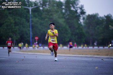 BINH DUONG NEW CITY HALF MARATHON 2024 - Ảnh #1724999