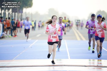 BINH DUONG NEW CITY HALF MARATHON 2024 - Ảnh #1762571