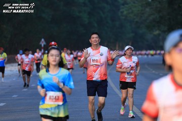 BINH DUONG NEW CITY HALF MARATHON 2024 - Ảnh #1771775