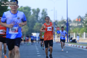 BINH DUONG NEW CITY HALF MARATHON 2024 - Ảnh #1765357