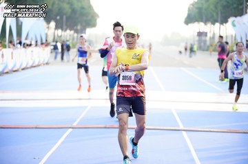 BINH DUONG NEW CITY HALF MARATHON 2024 - Ảnh #1757854