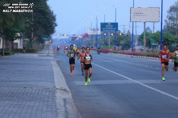BINH DUONG NEW CITY HALF MARATHON 2024 - Ảnh #1764432