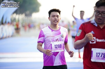 BINH DUONG NEW CITY HALF MARATHON 2024 - Ảnh #1762845