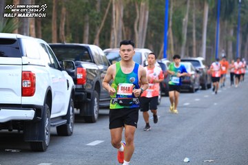 BINH DUONG NEW CITY HALF MARATHON 2024 - Ảnh #1756305