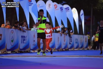 BINH DUONG NEW CITY HALF MARATHON 2024 - Ảnh #1729296