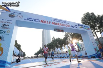 BINH DUONG NEW CITY HALF MARATHON 2024 - Ảnh #1820133