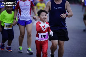 BINH DUONG NEW CITY HALF MARATHON 2024 - Ảnh #1724790