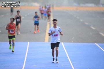 BINH DUONG NEW CITY HALF MARATHON 2024 - Ảnh #1740836