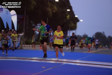 BINH DUONG NEW CITY HALF MARATHON 2024 - Ảnh #1729166