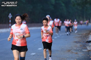 BINH DUONG NEW CITY HALF MARATHON 2024 - Ảnh #1750045