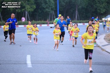 BINH DUONG NEW CITY HALF MARATHON 2024 - Ảnh #1726634