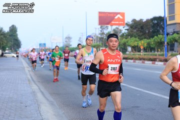 BINH DUONG NEW CITY HALF MARATHON 2024 - Ảnh #1772105