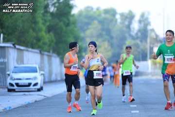 BINH DUONG NEW CITY HALF MARATHON 2024 - Ảnh #1776275