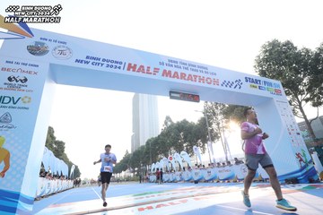 BINH DUONG NEW CITY HALF MARATHON 2024 - Ảnh #1820741