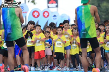 BINH DUONG NEW CITY HALF MARATHON 2024 - Ảnh #1727390