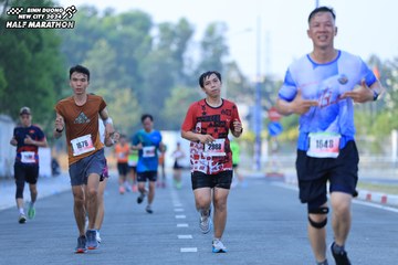 BINH DUONG NEW CITY HALF MARATHON 2024 - Ảnh #1776172