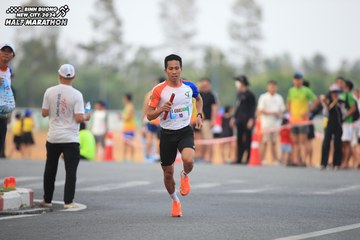 BINH DUONG NEW CITY HALF MARATHON 2024 - Ảnh #1736996