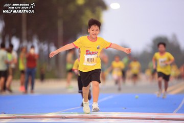 BINH DUONG NEW CITY HALF MARATHON 2024 - Ảnh #1724413