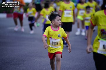 BINH DUONG NEW CITY HALF MARATHON 2024 - Ảnh #1724747