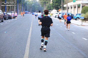 BINH DUONG NEW CITY HALF MARATHON 2024 - Ảnh #1755497