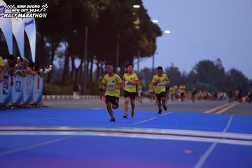 BINH DUONG NEW CITY HALF MARATHON 2024 - Ảnh #1729111