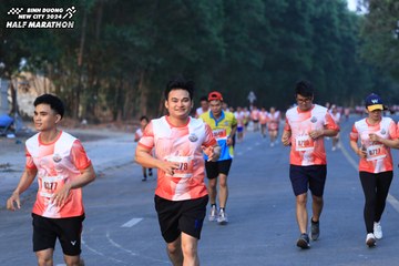 BINH DUONG NEW CITY HALF MARATHON 2024 - Ảnh #1750923