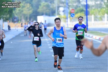 BINH DUONG NEW CITY HALF MARATHON 2024 - Ảnh #1770172