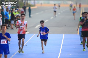 BINH DUONG NEW CITY HALF MARATHON 2024 - Ảnh #1740098