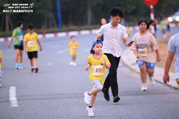 BINH DUONG NEW CITY HALF MARATHON 2024 - Ảnh #1727067