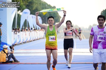 BINH DUONG NEW CITY HALF MARATHON 2024 - Ảnh #1758319