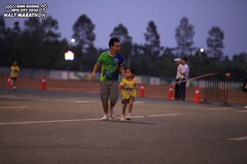 BINH DUONG NEW CITY HALF MARATHON 2024 - Ảnh #1728434