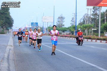 BINH DUONG NEW CITY HALF MARATHON 2024 - Ảnh #1768205