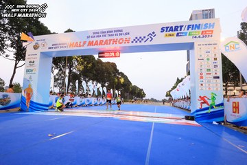 BINH DUONG NEW CITY HALF MARATHON 2024 - Ảnh #1729569